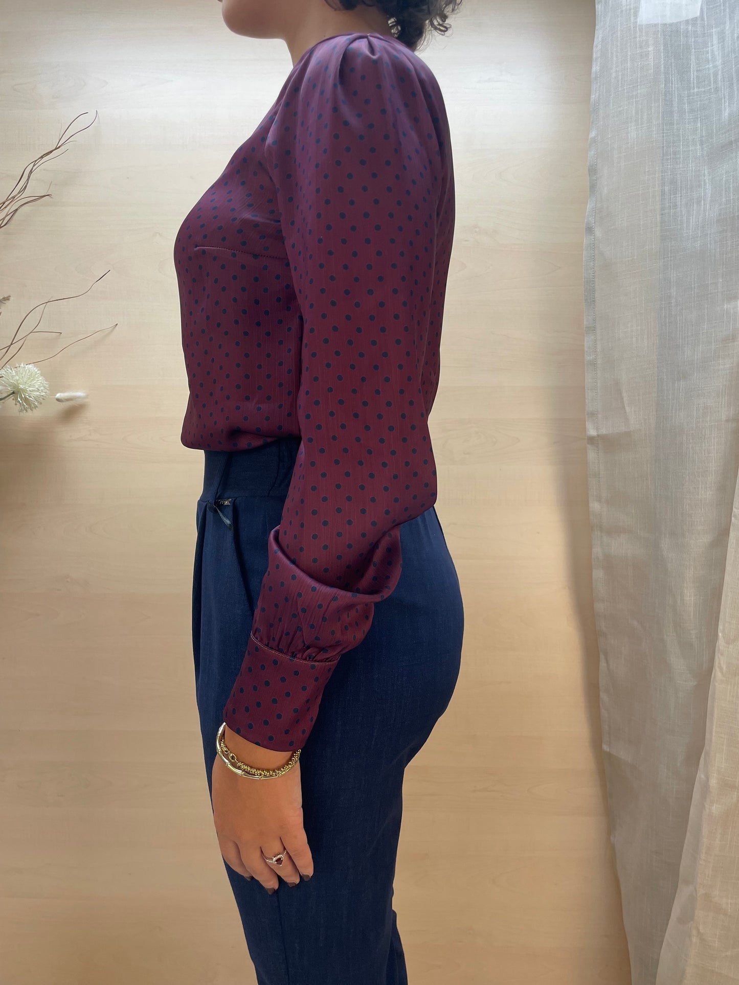 Blusa Burgundy a pois blu