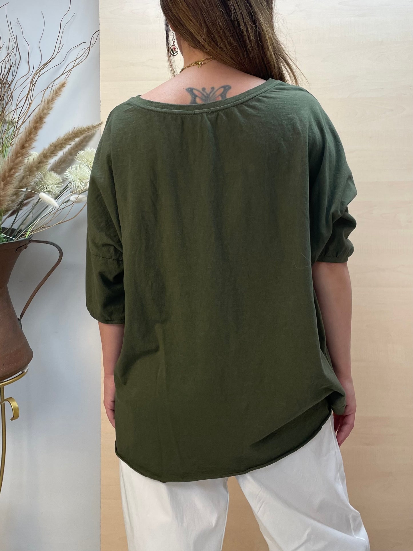 T-shirt over salvia - in cotone