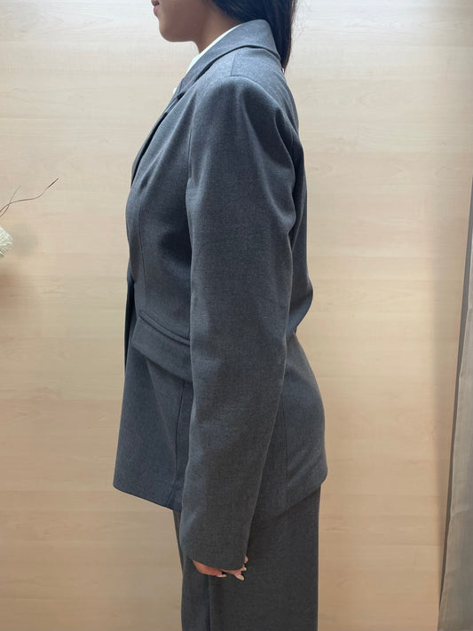 Giacca doppiopetto grigio cenere - con spilla