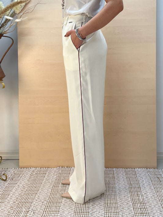 Pantalone burro Palazzo con riga laterale amarena - in Viscosa