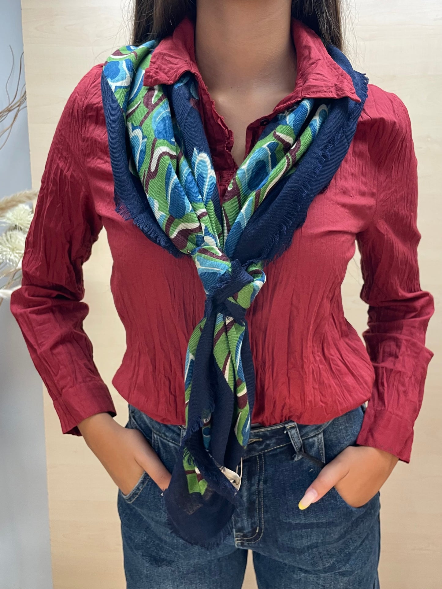 Sciarpa in misto viscosa e lana con stampa Tulips Garden - Blu navy