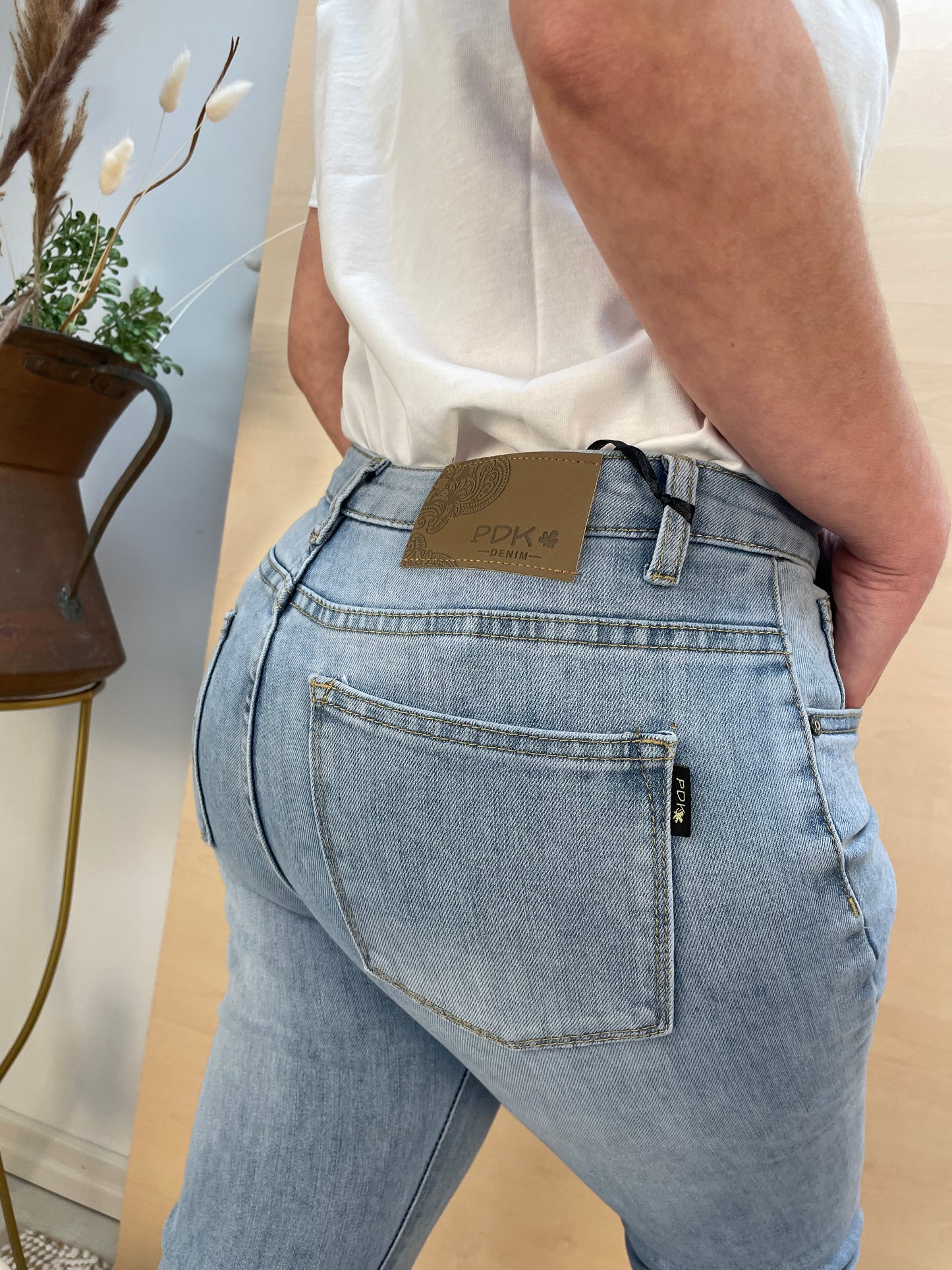 Jeans a zampa J9189