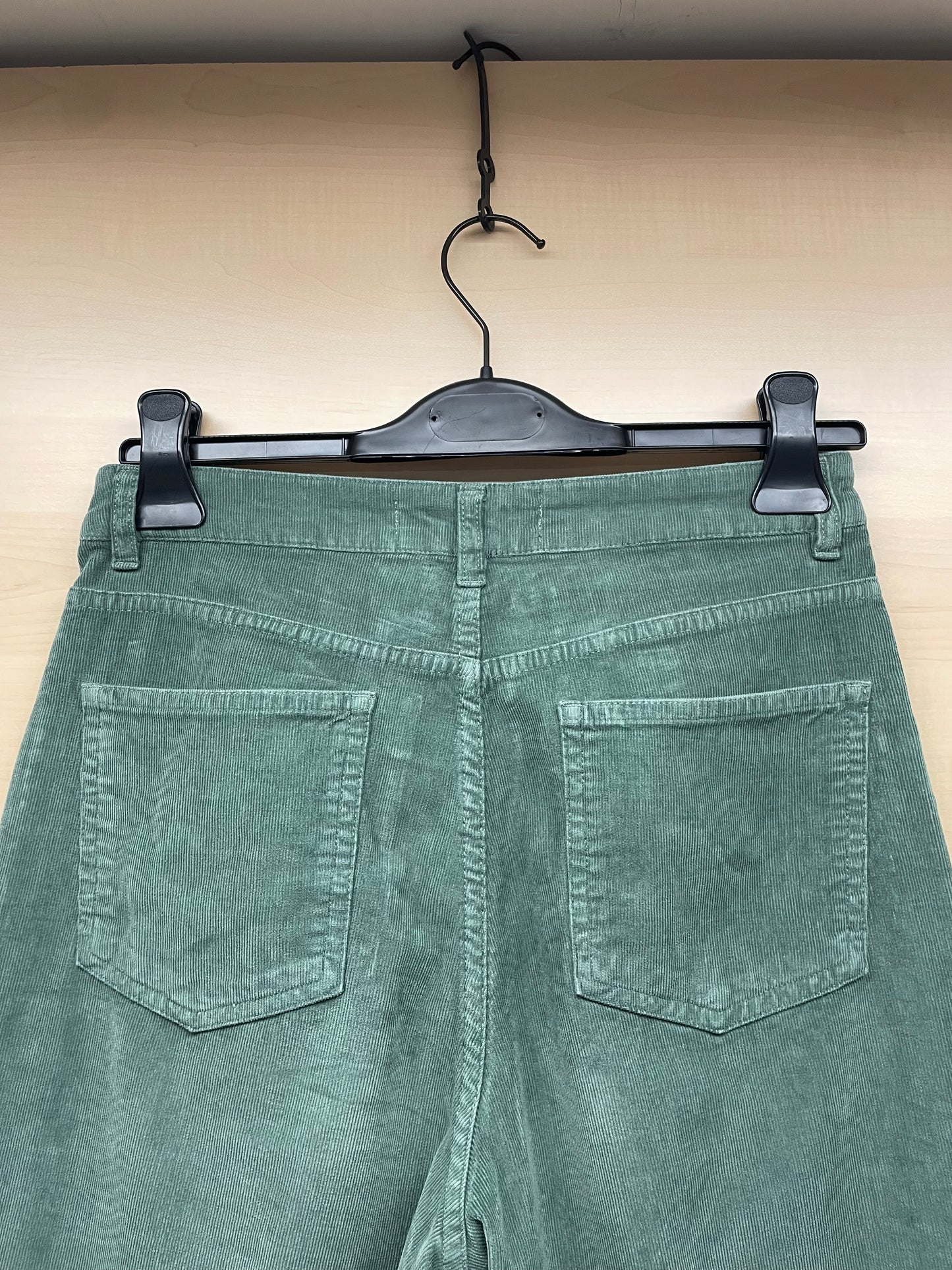 Pantaloni in Velluto a coste sottili - Verde