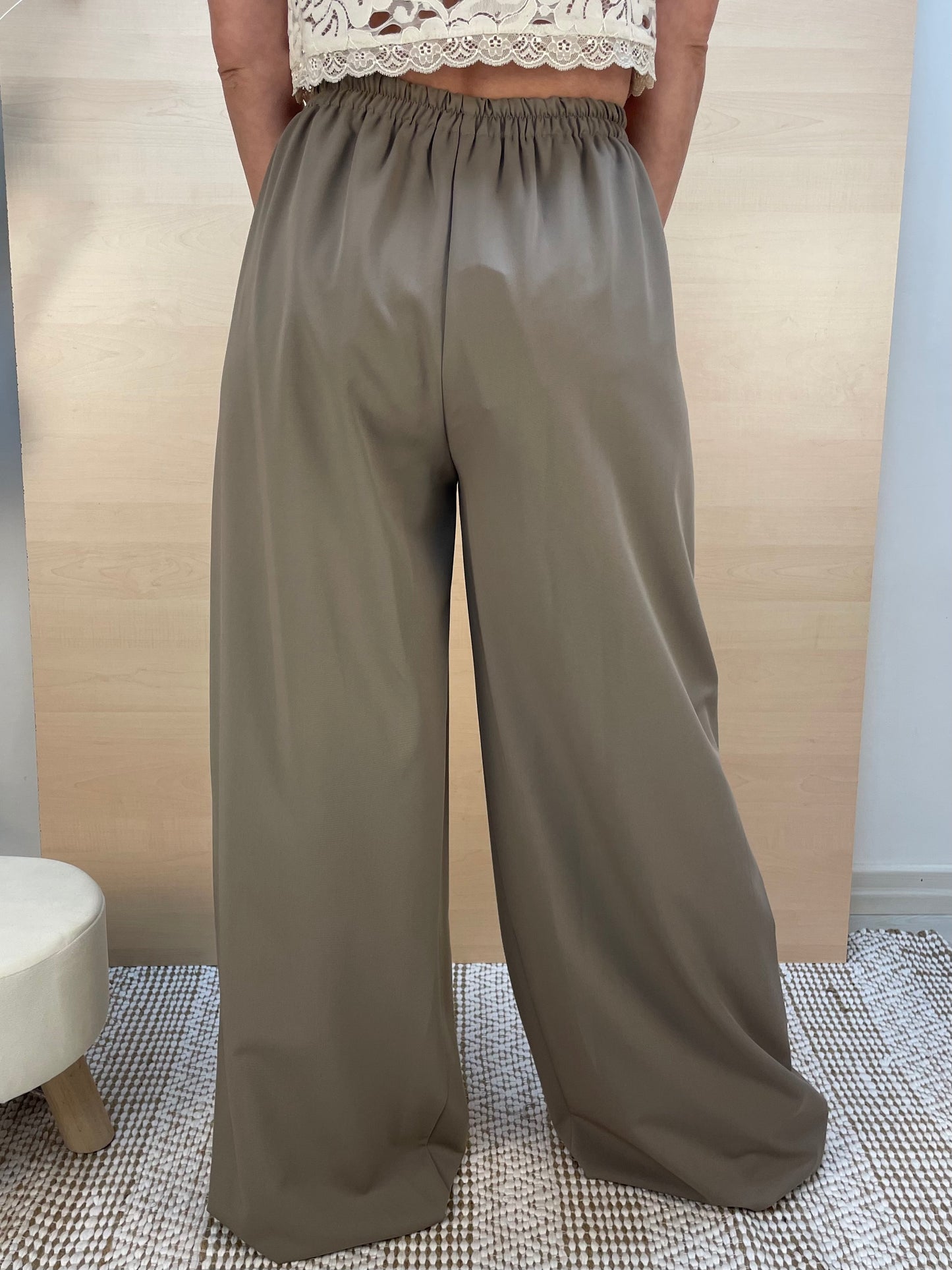 Pantalone palazzo color fango