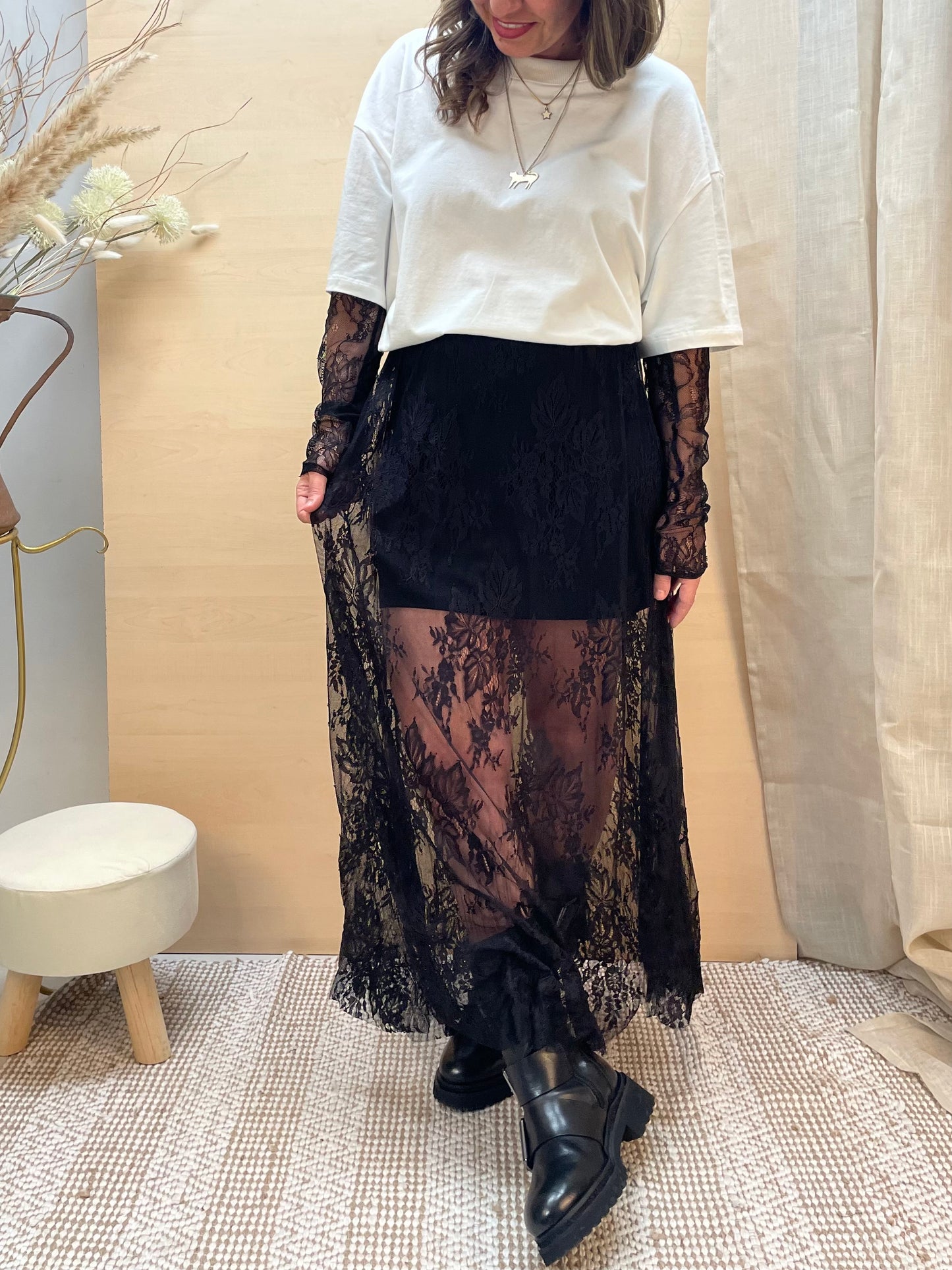 T-shirt con maniche in pizzo - bianca