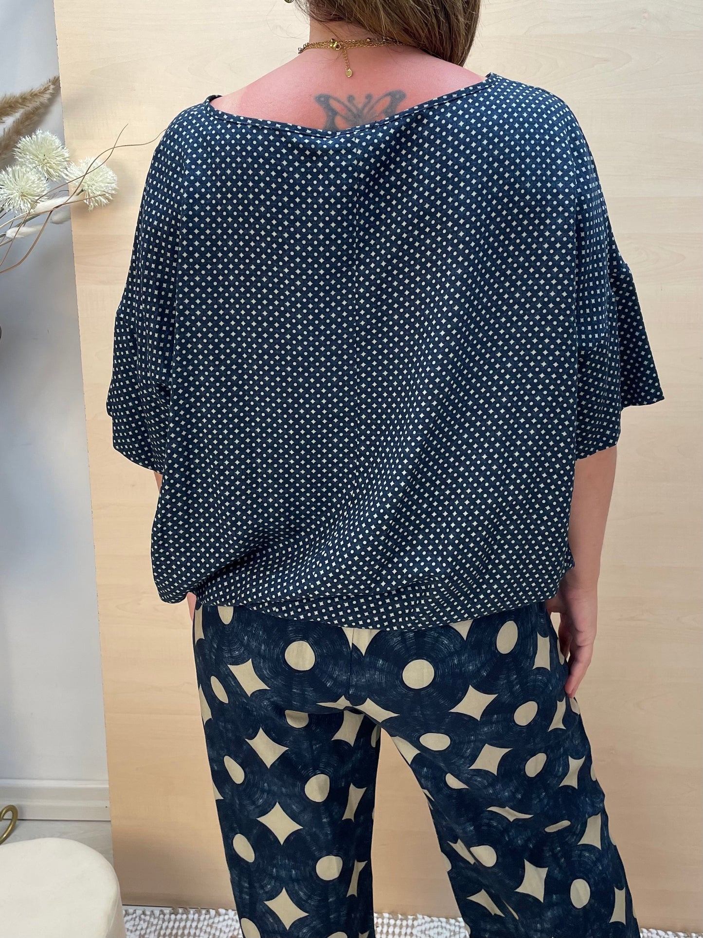 Blusa manica 3/4 in stampa blu - in viscosa e lino