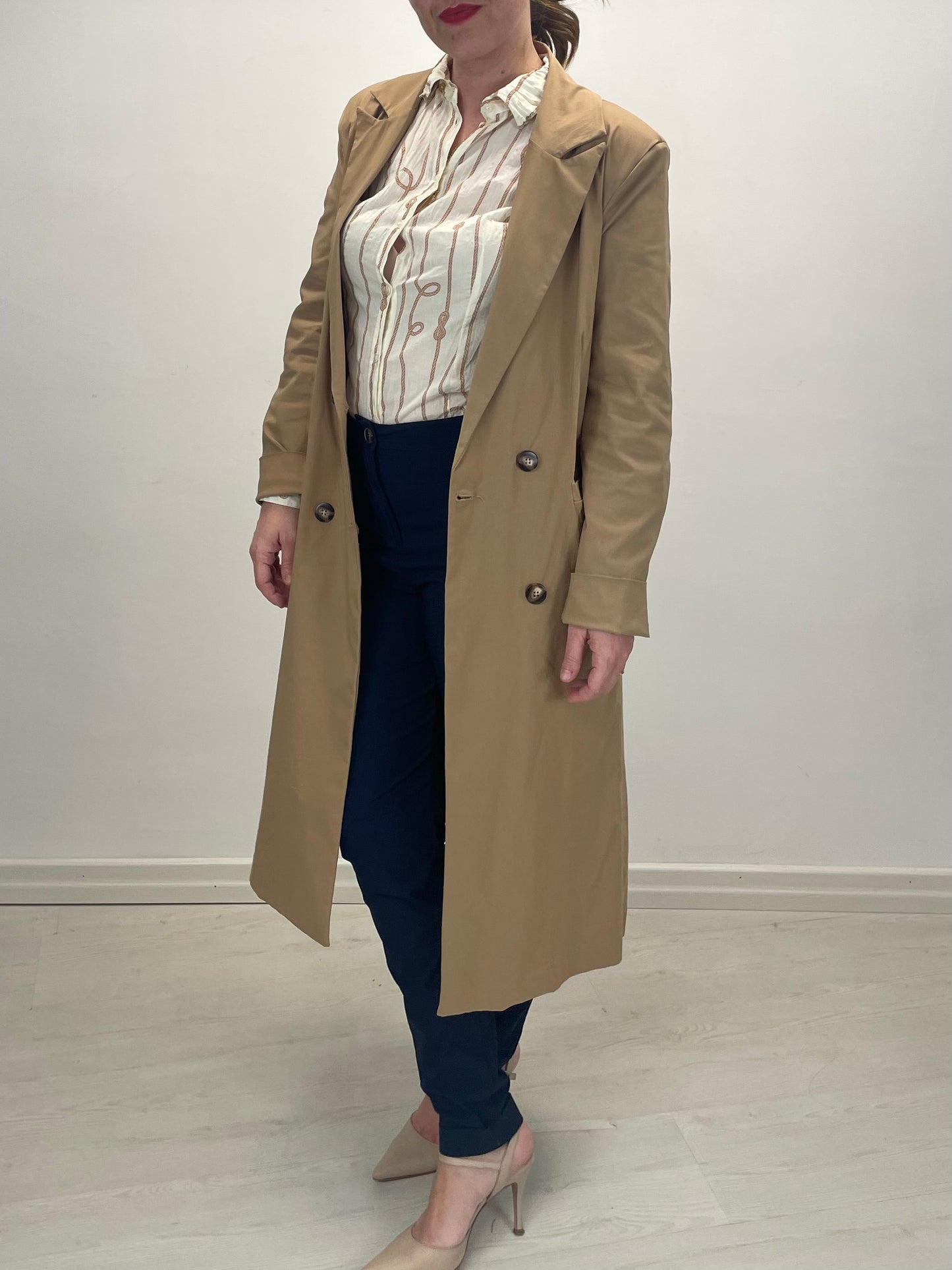 Trench lungo leggero - in bengalina camel