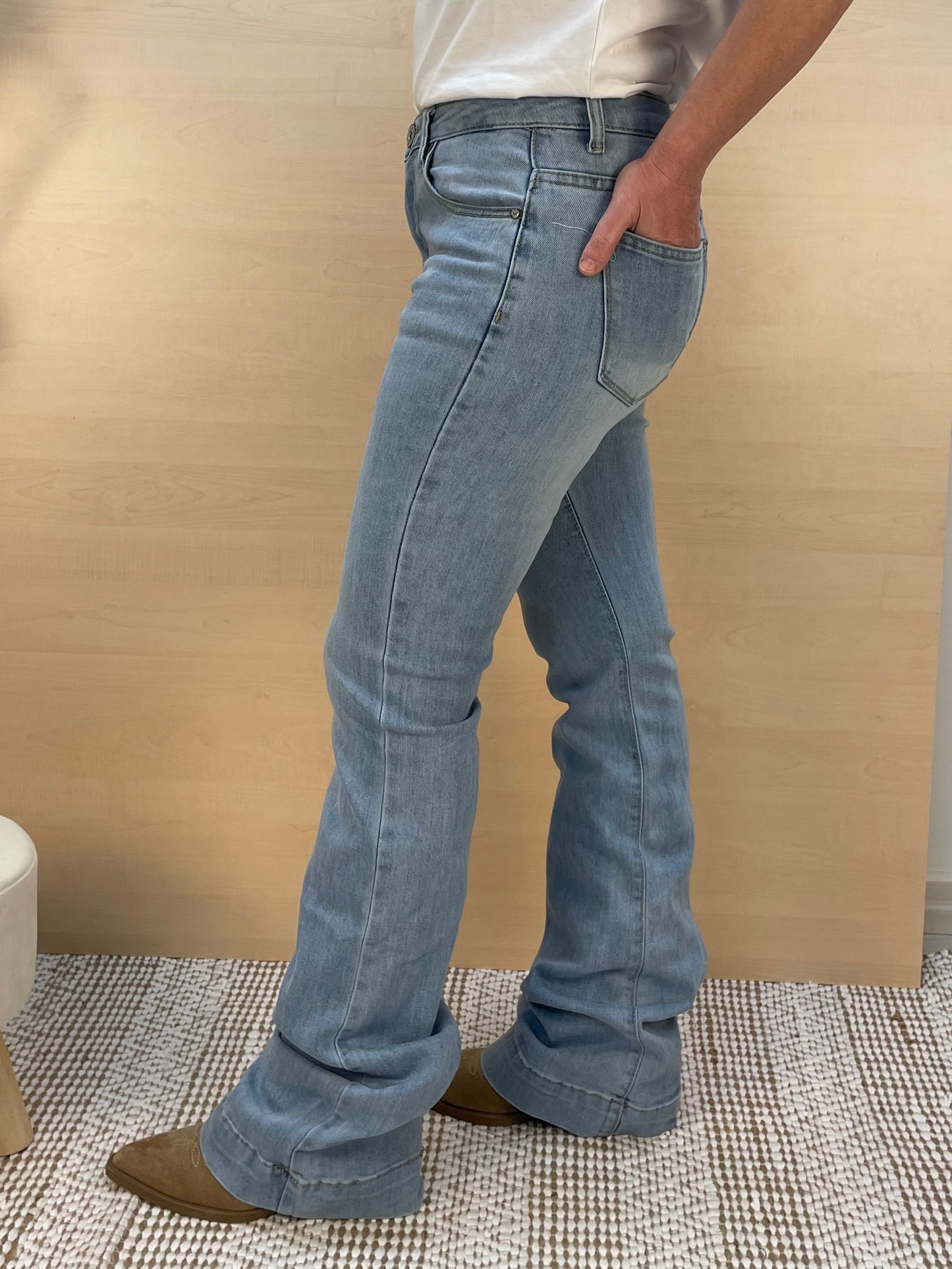 Jeans a zampa J9189