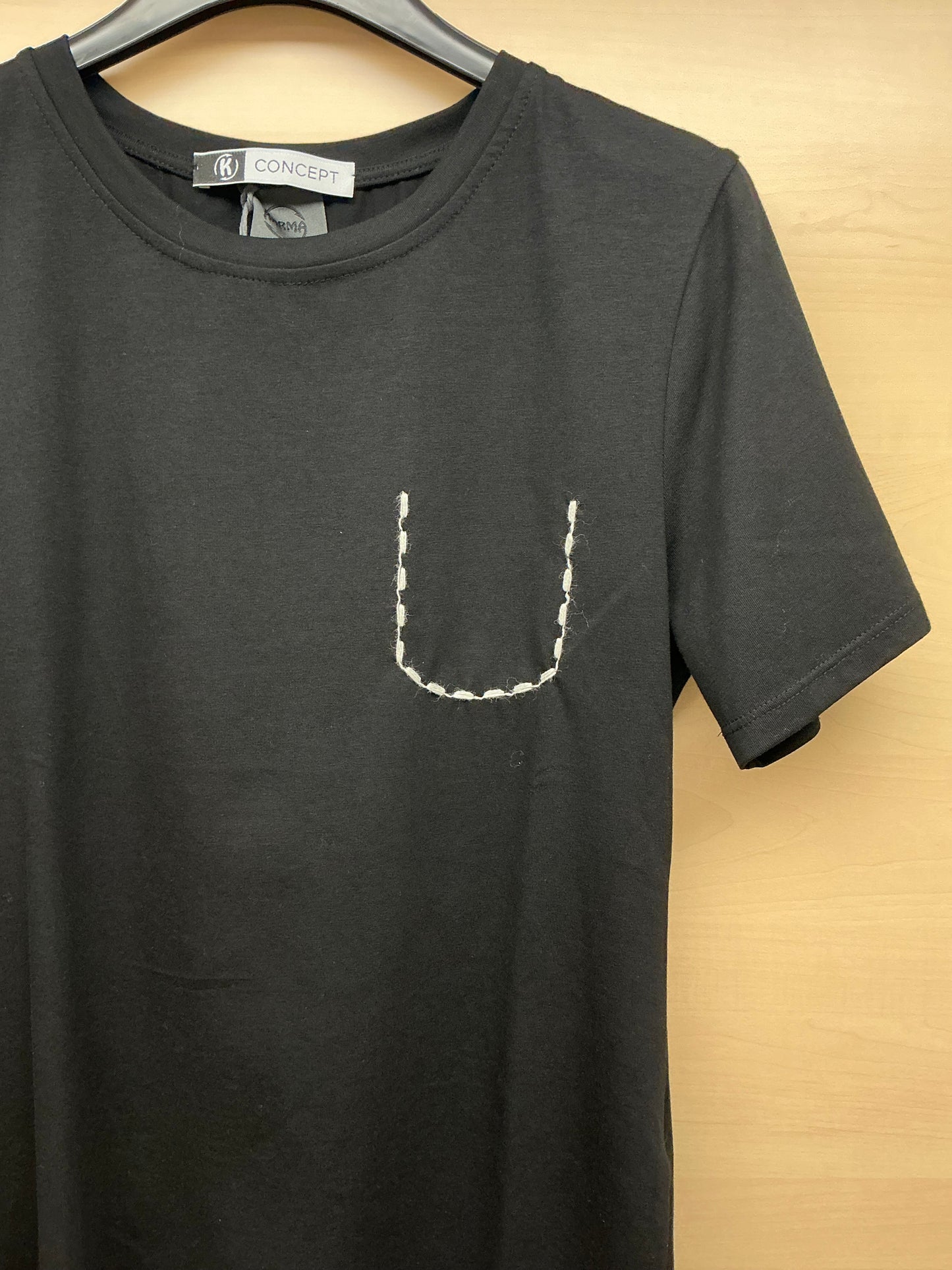 T-shirt con puntacci - in cotone