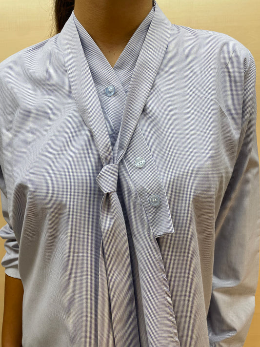 Camicia con abbottonatura asimmetrica - in cotone