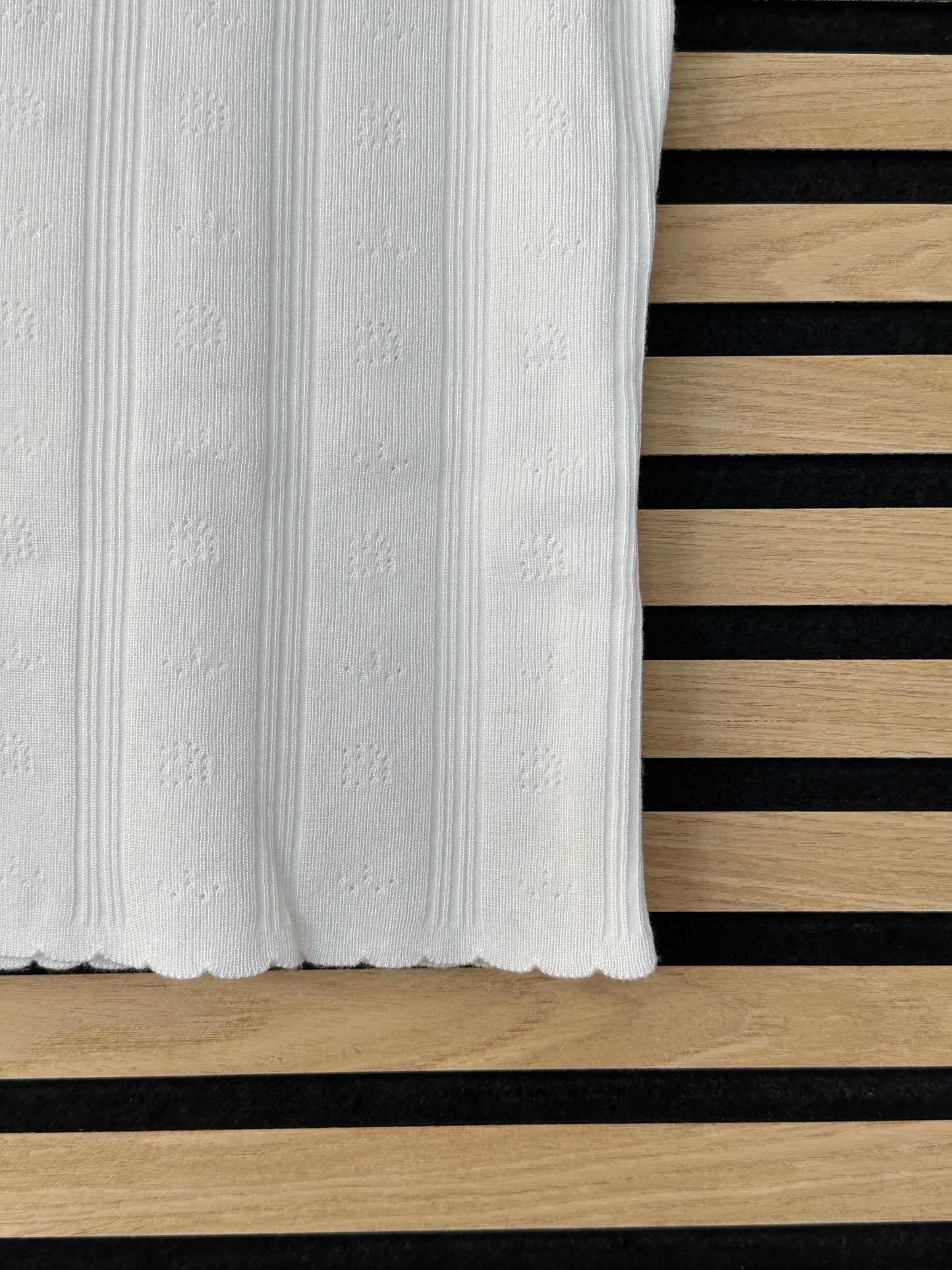 Top bianco Alexa