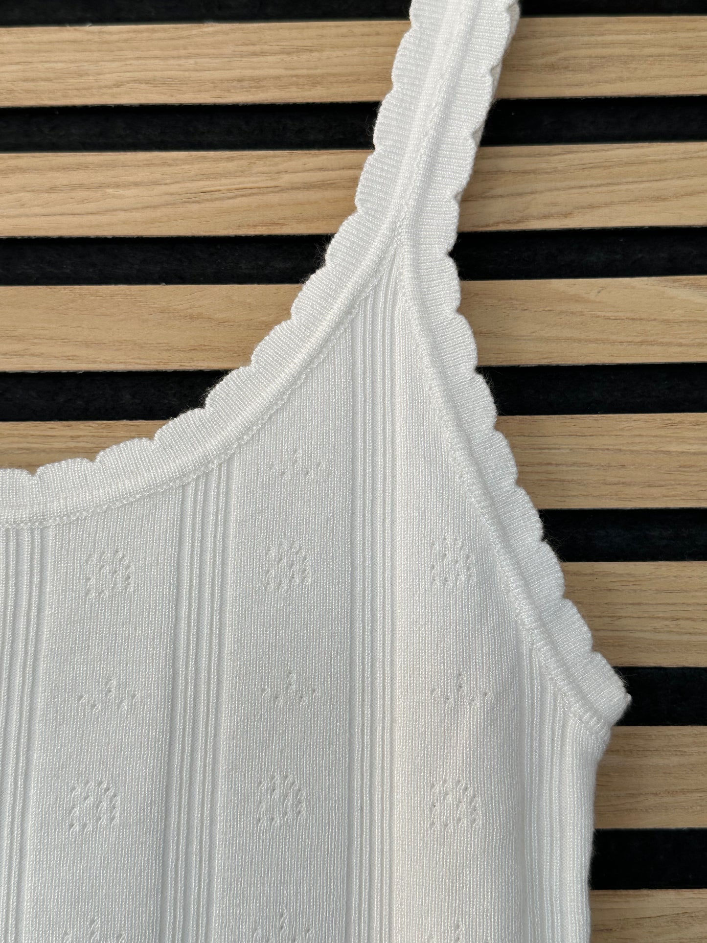 Top bianco Alexa