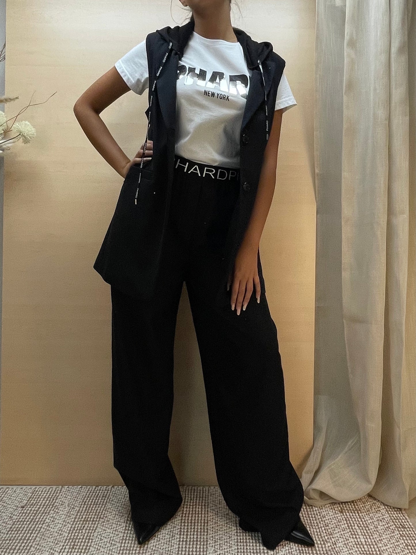 Pantalone a colonna nero - con micro paillettes