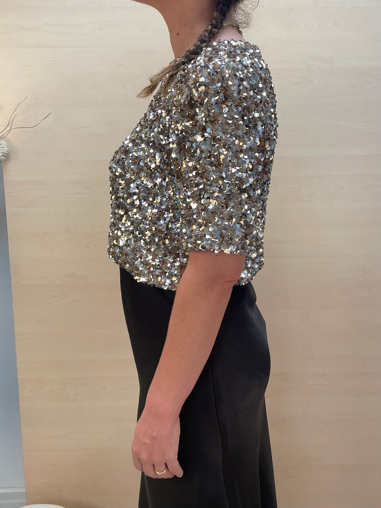 Maglia in paillettes luminose – Oro