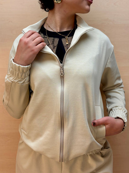 Felpa con zip e lurex - in poliestere GRS e viscosa col. Burro