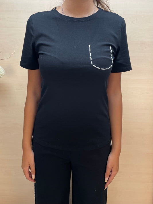 T-shirt con puntacci - in cotone