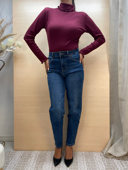 Maglia dolcevita con raffinato motivo traforato - Burgundy