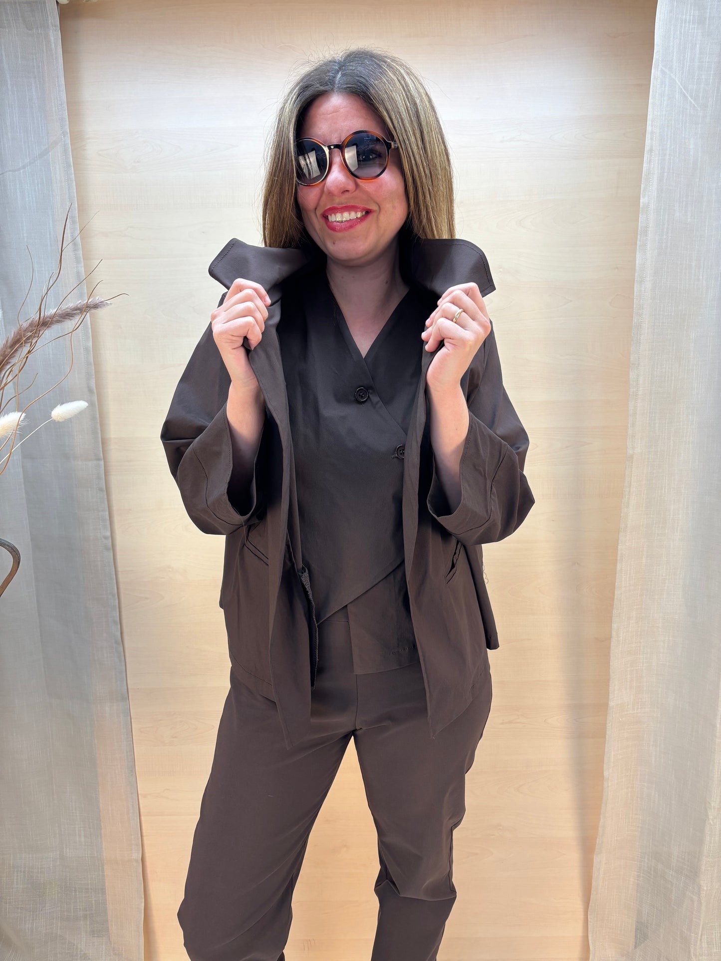 Giacca in bengalina cioccolato– Karma | Made in Italy