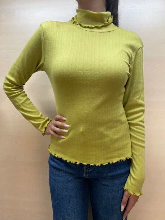 Maglia dolcevita con raffinato motivo traforato - Gialla