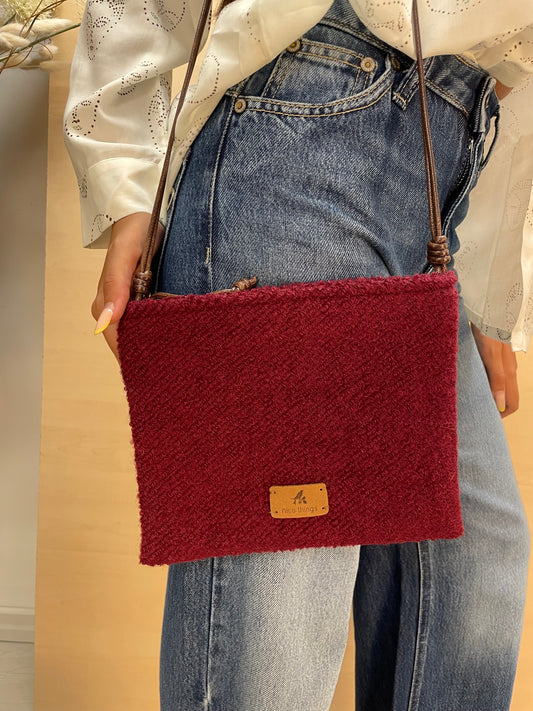 Borsa intrecciata con manico dal design raffinato - Burgundy