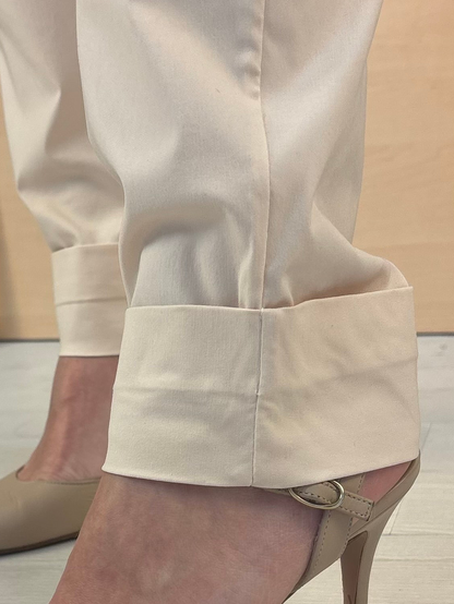 Pantalone a sigaretta in bengalina avorio – Karma | Made in Italy