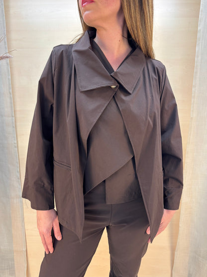 Giacca in bengalina cioccolato– Karma | Made in Italy