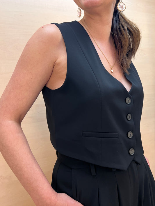 Gilet corto quattro bottoni nero – Made in Italy