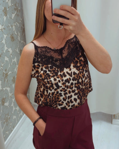 Top maculato in raso con inserto in pizzo – Made in Italy